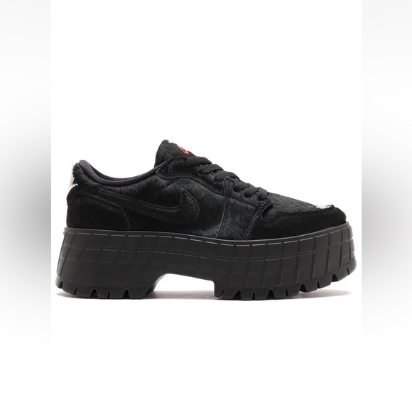 Nike WMNS Jordan 1 Brooklyn Low Black Women's Size 11.5 NWT - Picture 1 of 5